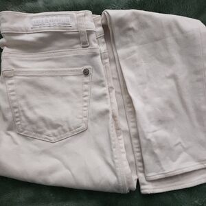 Rock & Republic Off-White Denim Jeans